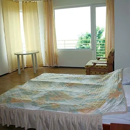 Harmony Family Hotel 2*
