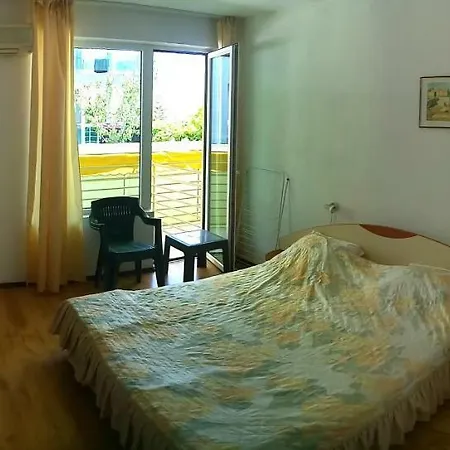 酒店 Harmony Family 内塞伯尔